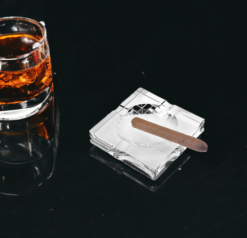 Homeroots 5" Clear Crystal Square Cigar Ash Tray  Crystal 375764