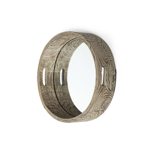 Homeroots 20" Light Brown Round Wood Indoor Outdoor Serving Tray With Handles   376022