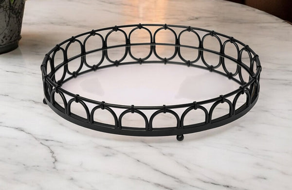 Homeroots 20" Black Round Metal Indoor Outdoor Serving Tray With Handles   376052