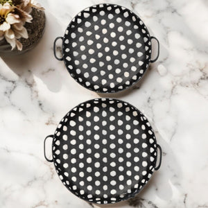 Homeroots Set Of Two Black Round Metal Indoor Outdoor Tray With Handles   376053