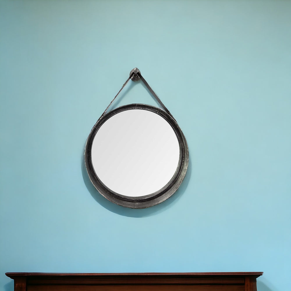 Homeroots 30" Black Round Metal Framed Accent Mirror  Metal 376375