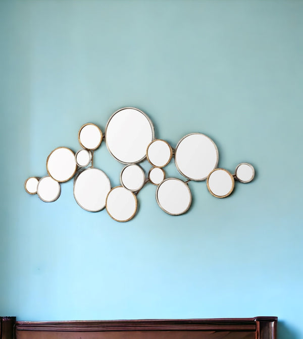 Homeroots 20" Gold And Silver Round Metal Framed Accent Mirror  Metal 376404