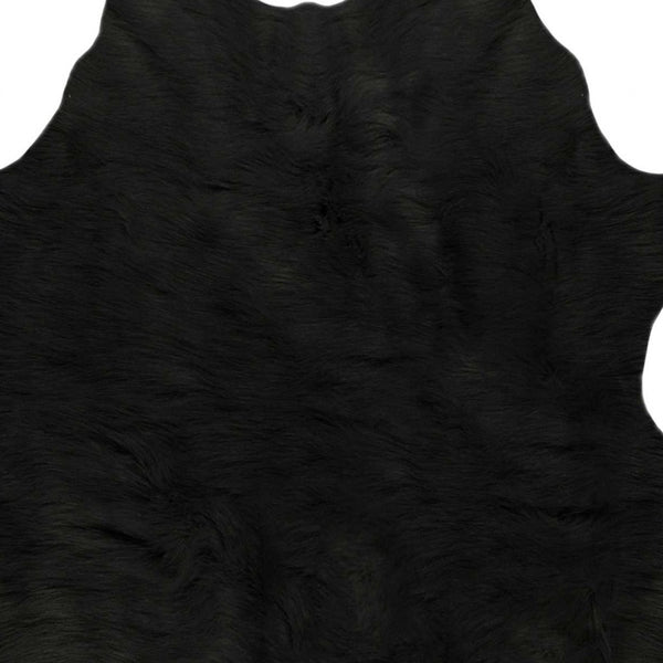 Homeroots 4' X 5' Black Faux Cowhide Washable Area Rug  Faux Cowhide 376624