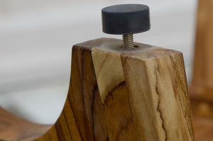 Homeroots Compact Curvilinear Teak Shower Outdoor Bench With Shelf In Natural Finish  Wood 376725