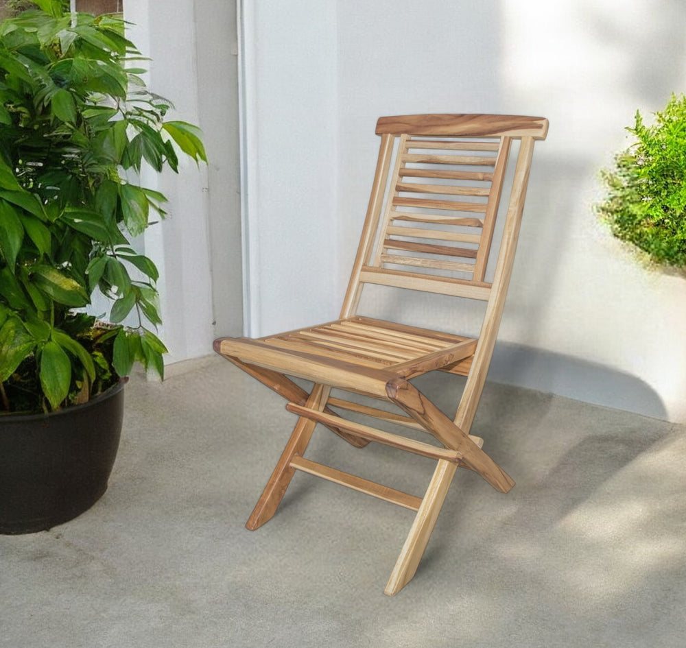 Homeroots 23" Natural Solid Wood Outdoor Dining Chair  Wood 376751