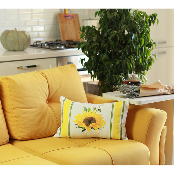 Homeroots Set Of Four 12" X 20" White And Yellow Sunflowers Fabric Lumbar Throw Pillow Covers   376874