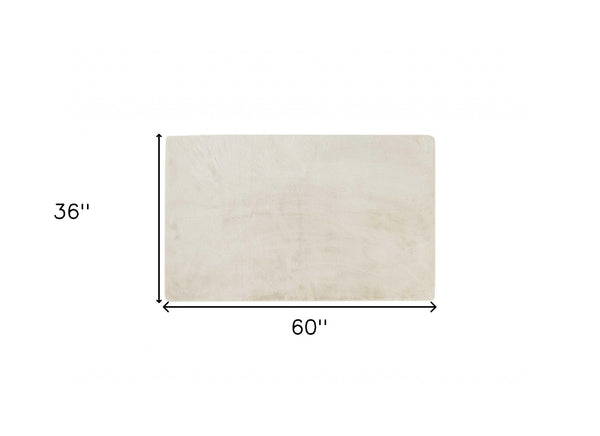 Homeroots 3' X 5' Faux Fur Hand Knotted Area Rug Ivory Faux Fur 376908