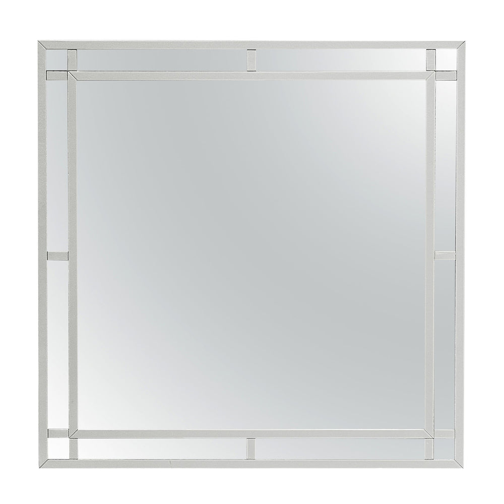English Elm Madison Silver Champagne 38" x 38" Decorative Wall Mirror – Low-Distortion Glass, Modern Elegance B078108368