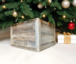 Homeroots 28" Natural Weathered Gray Plank Christmas Tree Collar  Manufactured Wood 379881