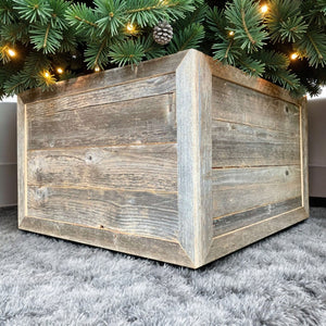 HomeRoots 18" Gray Distressed Wood Christmas Tree Collar - Rustic Farmhouse Decor to Elevate Holiday Style! 379882