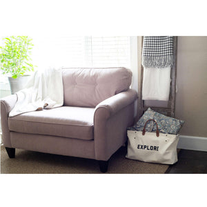 Homeroots 6 Step Rustic Smoky Black Wood Ladder Shelf  Wood 380330