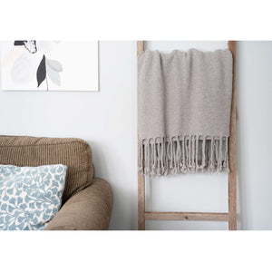 Homeroots 6 Step Rustic Weathered Grey Wood Ladder Shelf  Wood 380334