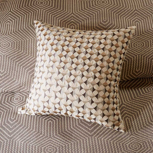 JLA Home Madison Park Signature - Comforter in Soft Grey and Ivory with Removable Duvet Insert, Hidden Closures, Hotel-Inspired Style 96 L x 92 W x 1.5H MPS10-257