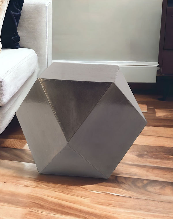 Homeroots 19" Black Iron Square End Table   380655