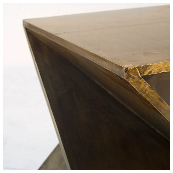 Homeroots 21" Brass End Table   380687