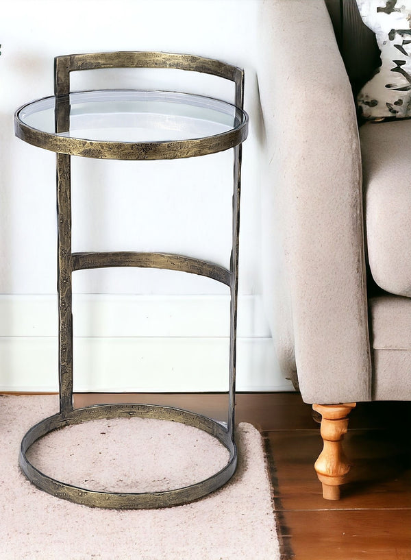 Homeroots 27" Gold And Clear Glass Round End Table   380690