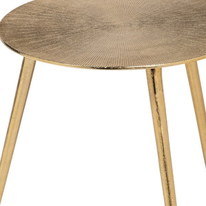 Homeroots 17" Gold Metal Round End Table   380712