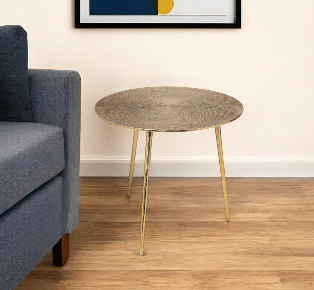 HomeRoots 21" Gold Metal Round End Table - Modern Accent for Living Room, Versatile Side Table & Nightstand 380714