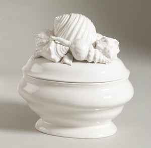 Chelsea House Shell Ceramic Tureen — Hand‑Painted Italian Shell‑Lid Centerpiece With White Glaze, Versatile Serving Piece 380770