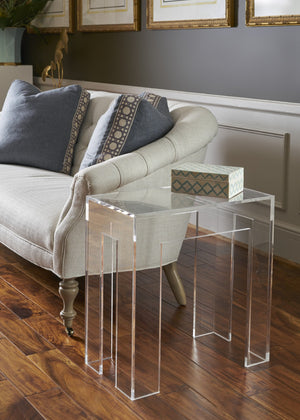 Chelsea House Acrylic Clear End Table – Modern Transparent Accent Side Table, Scratch-Resistant & Fully Assembled (23"H) 383348