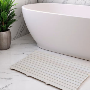 HomeRoots 40" White Teak Slat Bath Mat – Stylish Non-Slip Design for Safety, Quick Drainage & Spa Comfort 383349
