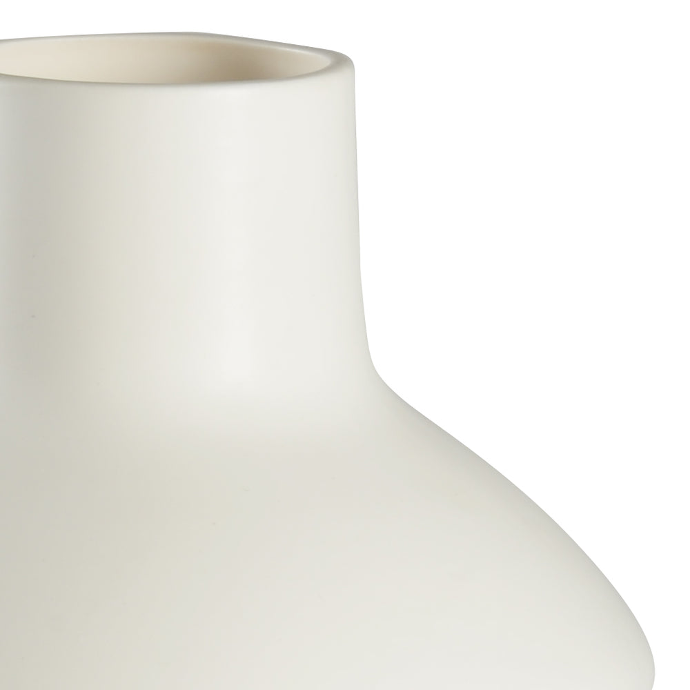 Chelsea House Yokohama Sculptural Vase In Matte White — 14.5" Ceramic Accent By Bradshaw Orrell For Modern Homes 383460