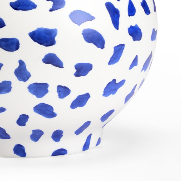 Chelsea House Yokohama Hand-Painted Ceramic Vase By Bradshaw Orrell — Off-White Glaze With Cobalt Polka Dots, 14" 383573