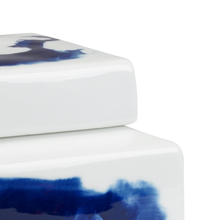 Chelsea House Jizhou Hand-Painted White Glazed Ceramic Vase, 7" Compact Traditional Cobalt Motifs For Elegant DéCor 383594