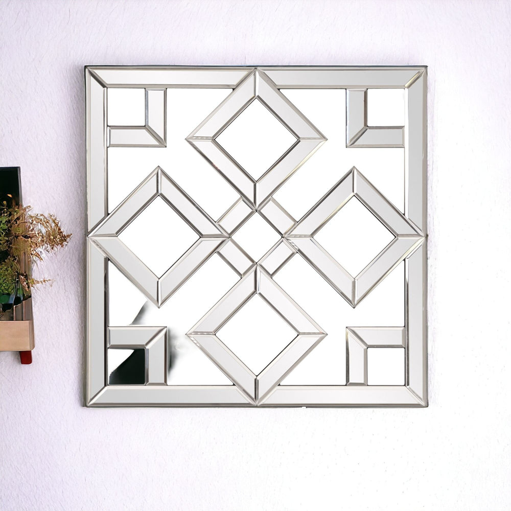 Homeroots Interlocking Mirrored Squares With Lattice Design  Glass 383723