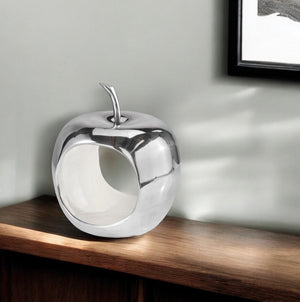 Homeroots 13" White And Silver Buffed Aluminum Tabletop Sculpture  Buffed Aluminum 383741