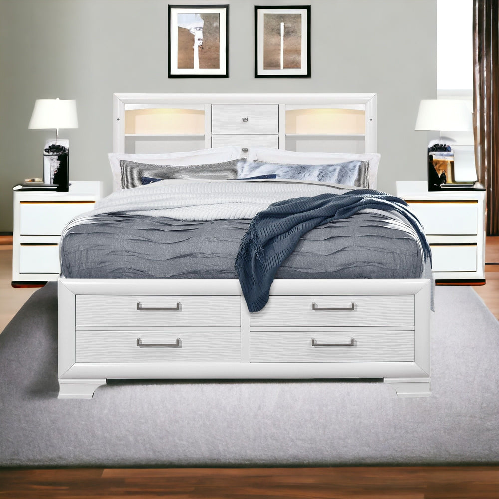 Homeroots White Solid Wood Full Eight Drawers Bed  Wood 383793