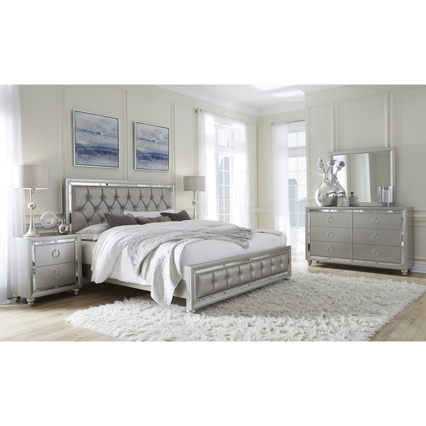 Homeroots Silver Champagne Tone Queen Bed  Padded Headboard  Padded Footboard  Mirror Trim Accents  Wood 383836