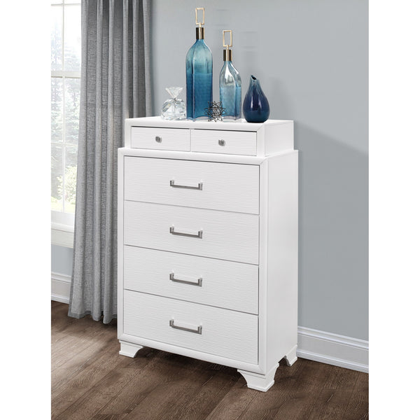 Homeroots White Chest With 6 Drawers  Solid Wood 384054