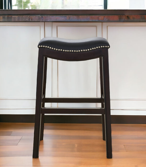 Homeroots 31" Black And Espresso Solid Wood Backless Bar Height Bar Chair   384139