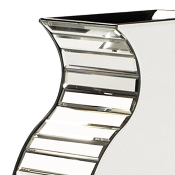 Homeroots Curvy Art Deco Style Mirrored Vase  Crystal Glass 384168