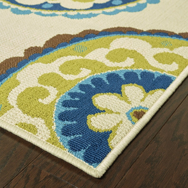 HomeRoots 8' Vibrant Floral Medallion Indoor Outdoor Area Rug - Durable, Stylish, and Easy to Clean for Any Space Ivory/ Green 8'6" x 13' 384329
