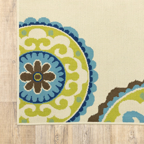 HomeRoots 8' Vibrant Floral Medallion Indoor Outdoor Area Rug - Durable, Stylish, and Easy to Clean for Any Space Ivory/ Green 8'6" x 13' 384329