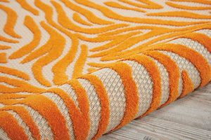 Homeroots 4' Orange And Ivory Abstract Stain Resistant Area Rug - Stylish Indoor/Outdoor Design, Durable & Chic 4? X 6? Polypropylene 384590