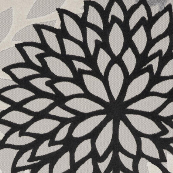HomeRoots 5' Timeless Floral Indoor Outdoor Rug - Durable, Easy-Care, Versatile Accent for Any Space 8'x11' Area Rug Black White 384602
