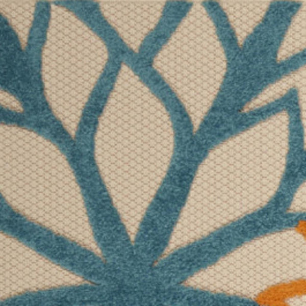 HomeRoots 5' Ivory and Blue Floral Area Rug – Durable, Stylish Indoor/Outdoor Decor for Every Space 5?x8' 384636