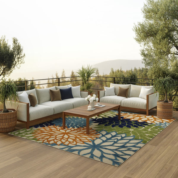 HomeRoots 6' Elegant Ivory and Blue Floral Area Rug for Indoor and Outdoor Spaces, Durable and Easy Care 7' x 10' 384642
