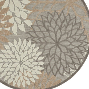 HomeRoots 5' Elegant Gray and Ivory Floral Area Rug for Indoor and Outdoor Spaces – Durable, Versatile Design 5' Round Round 384664