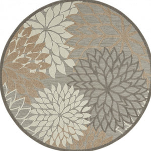 HomeRoots 5' Elegant Gray and Ivory Floral Area Rug for Indoor and Outdoor Spaces – Durable, Versatile Design 8' Round Round 384672