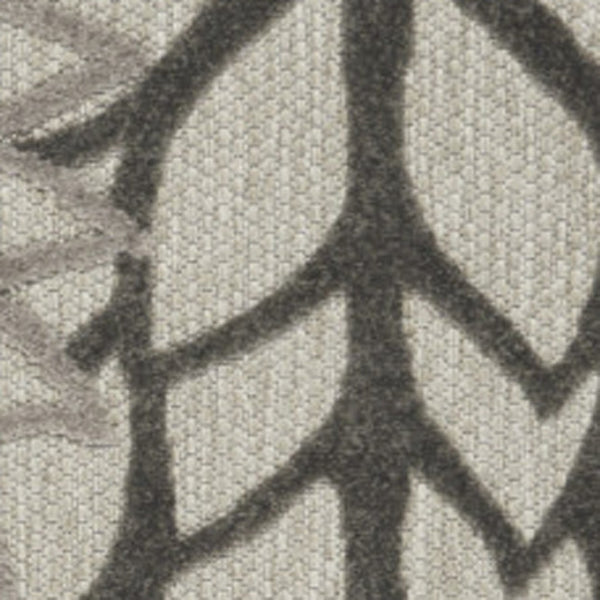 Homeroots 4' X 6' Gray Indoor Outdoor Area Rug - Durable, Stylish, Versatile For Elegant Spaces & High Traffic 4' X 6' Polypropylene 384696