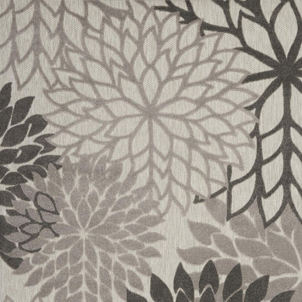 HomeRoots 5' Gray Floral Area Rug - Versatile Indoor/Outdoor Design for Stylish Spaces & High Traffic Areas 7'x10' Area Rug 384706