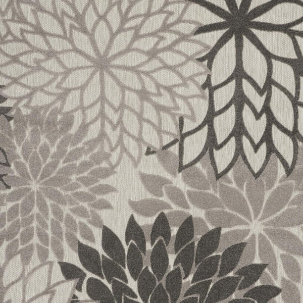 HomeRoots 5' Gray Floral Area Rug - Versatile Indoor/Outdoor Design for Stylish Spaces & High Traffic Areas 8'x11' Area Rug 384708