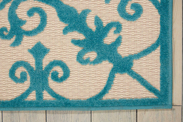 Homeroots 8' Aqua Damask Area Rug - Stylish Indoor Outdoor Accent For Timeless Elegance And Warmth 8' X 11' Polypropylene 384734