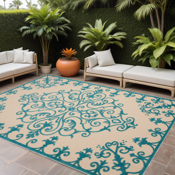 Homeroots 8' Aqua Damask Area Rug - Stylish Indoor Outdoor Accent For Timeless Elegance And Warmth 8' X 11' Polypropylene 384734
