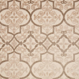 Homeroots 4' Cream Moroccan Area Rug - Stylish Indoor Outdoor Design For Living Spaces, Patios, And More! 4' X 6' Polypropylene 384767