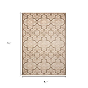 Homeroots 4' Cream Moroccan Area Rug - Stylish Indoor Outdoor Design For Living Spaces, Patios, And More! 5' X 8' Polypropylene 384769